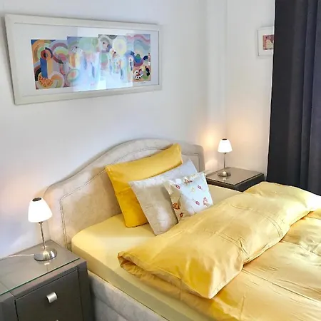 Apartment Ingrids Mit Balkon In Thiede Nähe